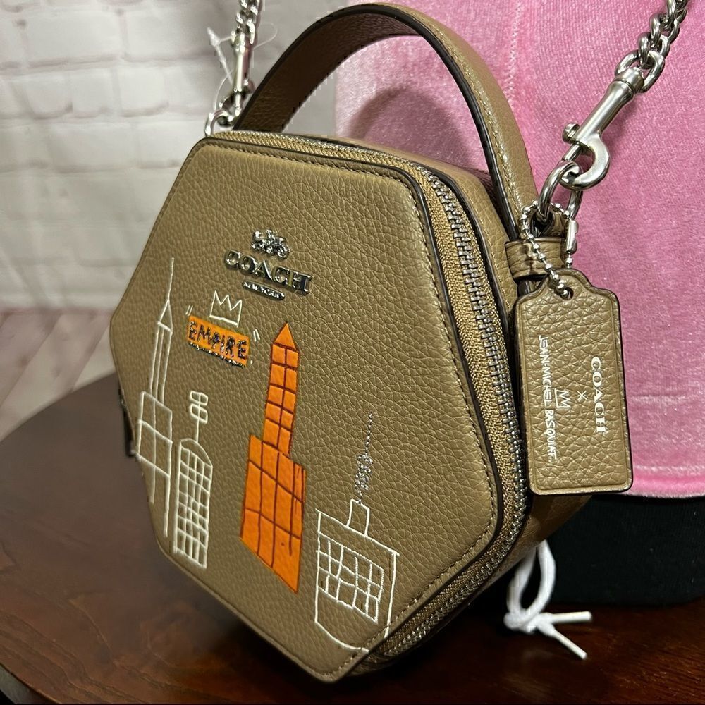 COACH X MICHEL JEAN BASQUIAT LIMITED EDITION  Hexagonal Crossbody bag nwt - Picture 3 of 16